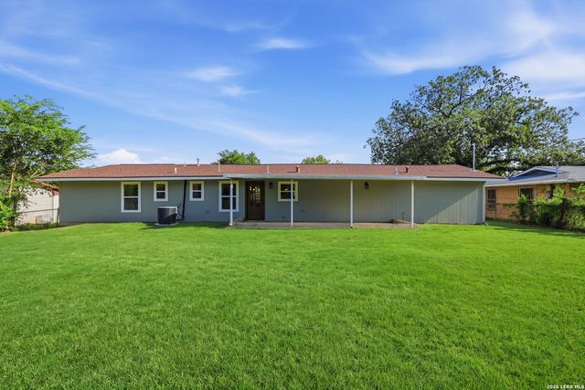 415 REDCLIFF DR, San Antonio, TX 78216