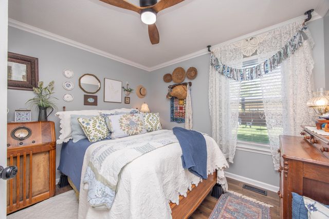 312 Yorktown Drive, Paris, KY 40361