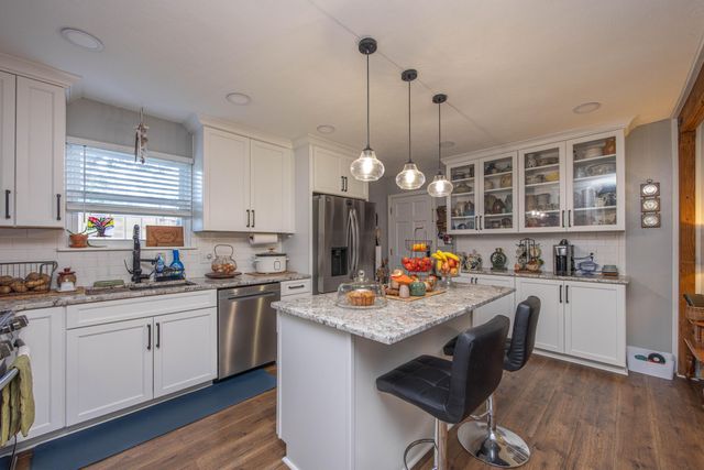 312 Yorktown Drive, Paris, KY 40361