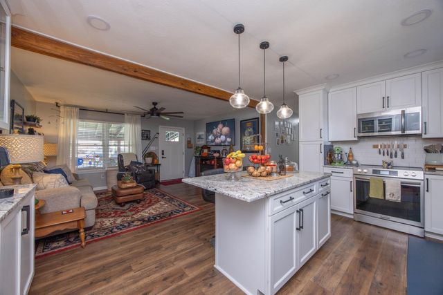 312 Yorktown Drive, Paris, KY 40361