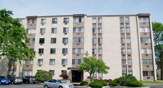9720 S PULASKI Road 306, Oak Lawn, IL 60453
