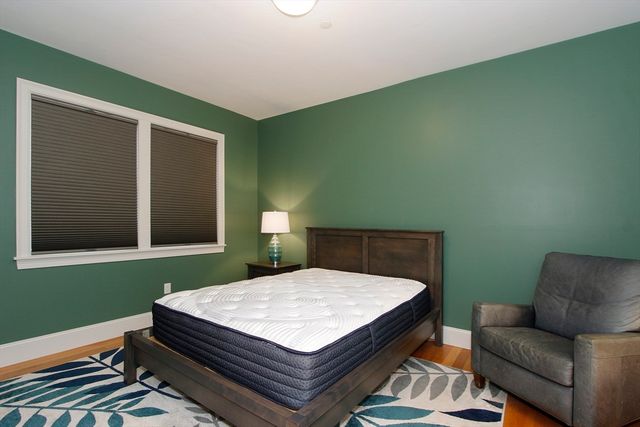 100 Dillingham Ave 101A, Falmouth, MA 02540