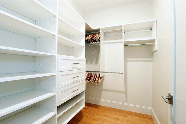 100 Dillingham Ave 101A, Falmouth, MA 02540