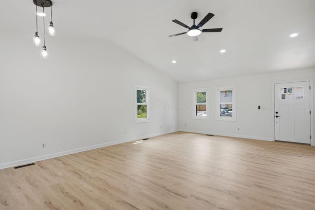 2034 Dunbar Drive, Columbus, OH 43224