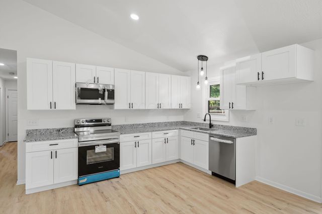 2034 Dunbar Drive, Columbus, OH 43224