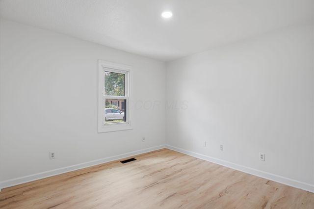 2034 Dunbar Drive, Columbus, OH 43224