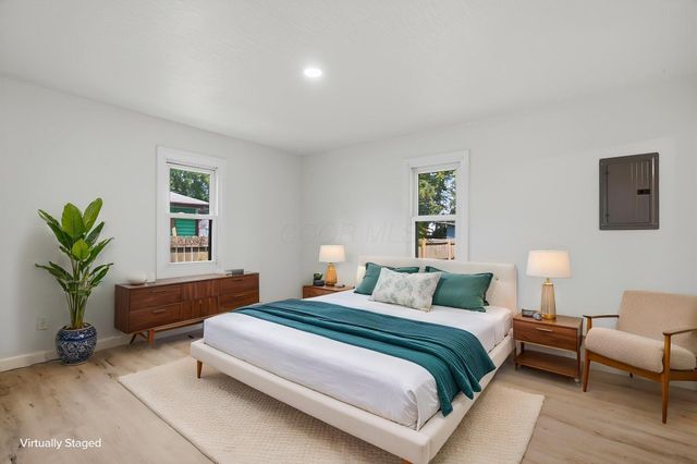 2034 Dunbar Drive, Columbus, OH 43224