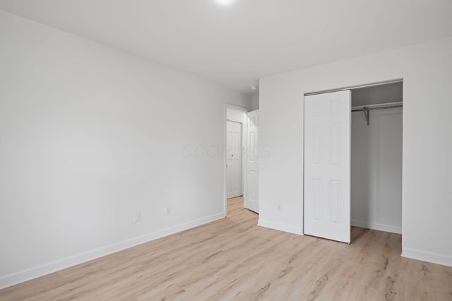 2034 Dunbar Drive, Columbus, OH 43224