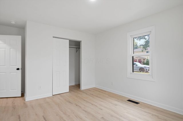 2034 Dunbar Drive, Columbus, OH 43224