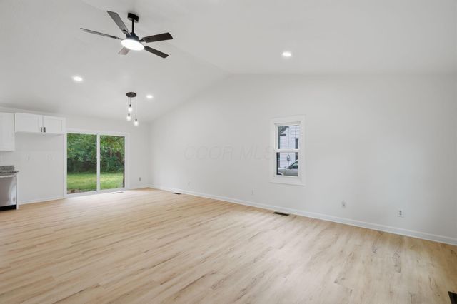 2034 Dunbar Drive, Columbus, OH 43224