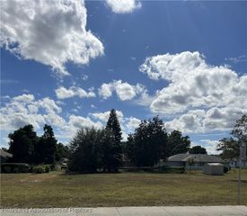 3709 Sebring Parkway, Sebring, FL 33870