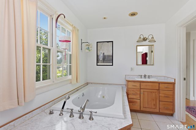 511 Perrin Road, Woodstock, CT 06281