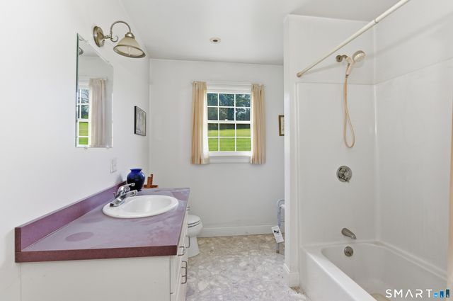 511 Perrin Road, Woodstock, CT 06281
