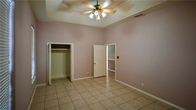 240 County Road 2112, Alice, TX 78332