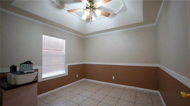 240 County Road 2112, Alice, TX 78332