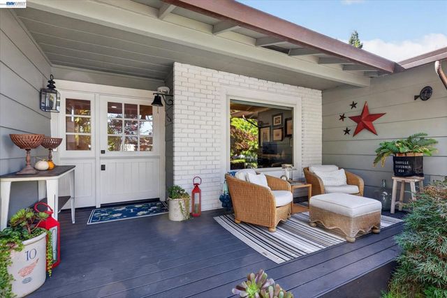 3425 Canfield Dr, Danville, CA 94526