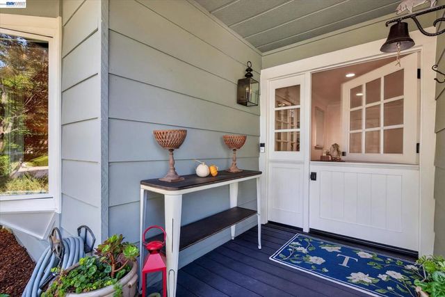 3425 Canfield Dr, Danville, CA 94526