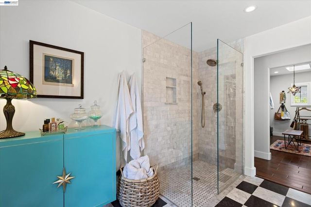 3425 Canfield Dr, Danville, CA 94526