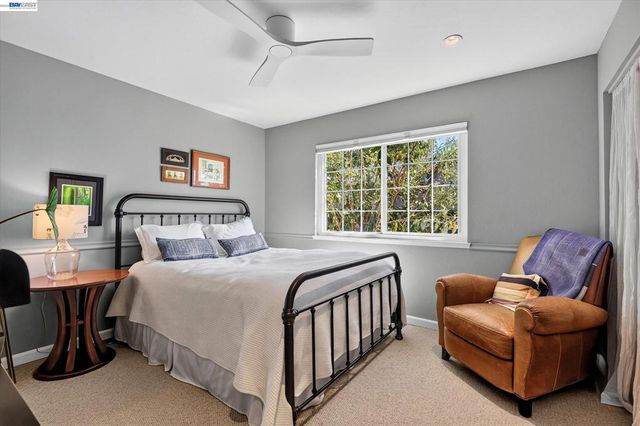 3425 Canfield Dr, Danville, CA 94526