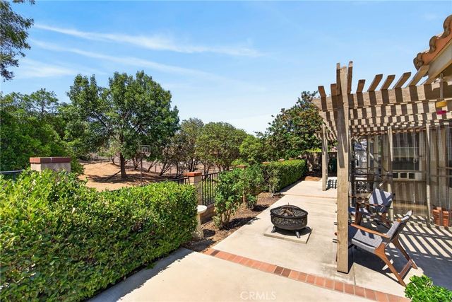 11321 Breithorn Court, Riverside, CA 92503