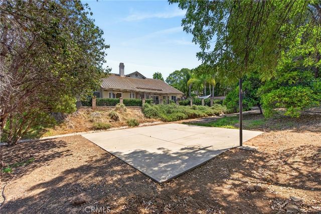 11321 Breithorn Court, Riverside, CA 92503