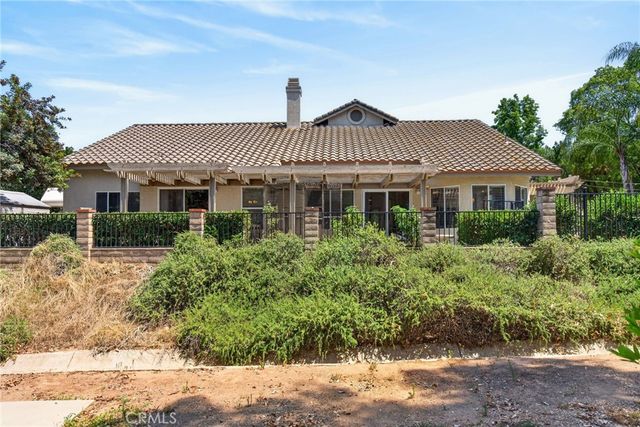 11321 Breithorn Court, Riverside, CA 92503