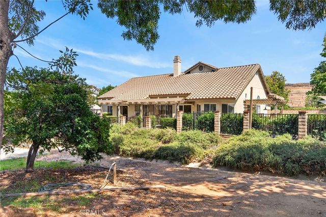 11321 Breithorn Court, Riverside, CA 92503