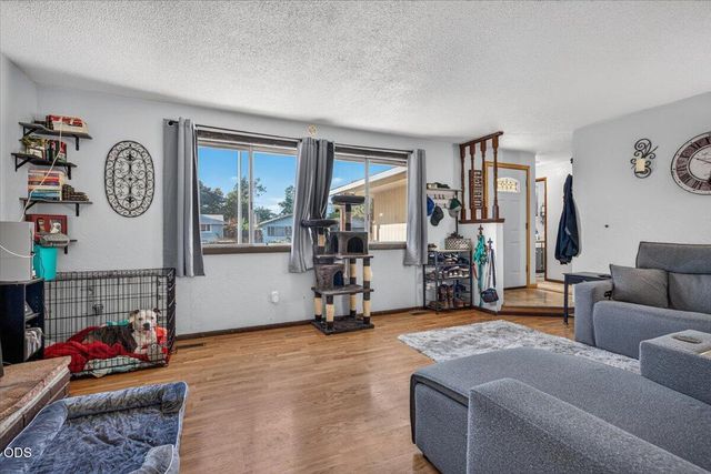 2633 Fenton Street, White City, OR 97503