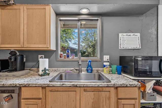 2633 Fenton Street, White City, OR 97503