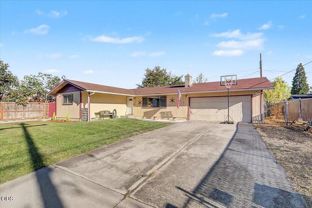 2633 Fenton Street, White City, OR 97503