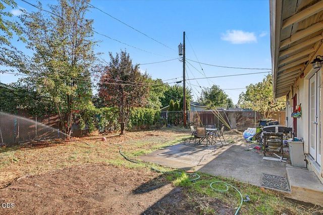 2633 Fenton Street, White City, OR 97503