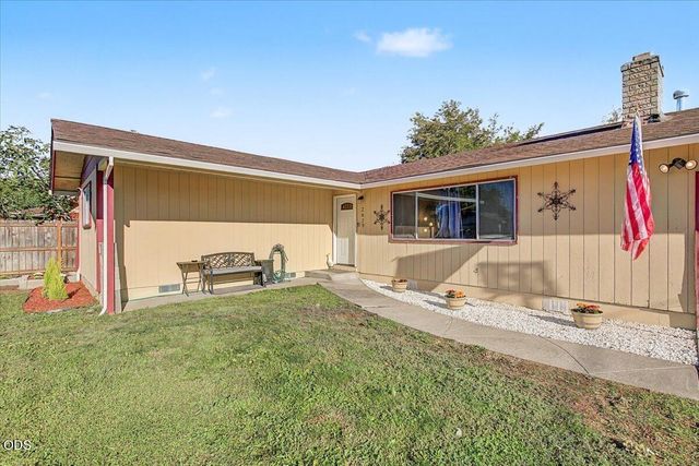 2633 Fenton Street, White City, OR 97503