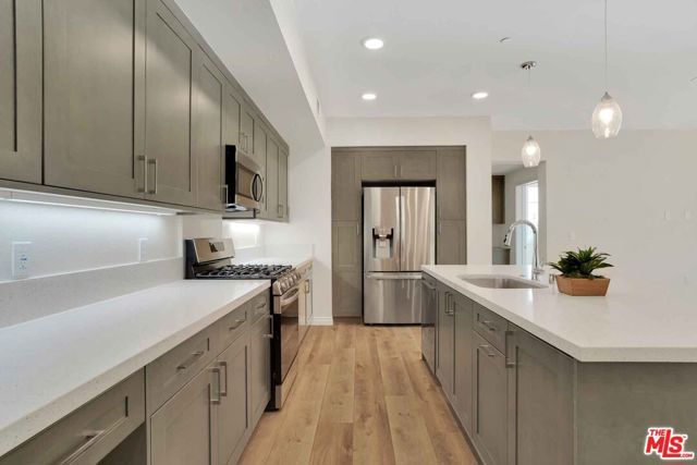 2850 Wagon Wheel Road 401, Oxnard, CA 93036