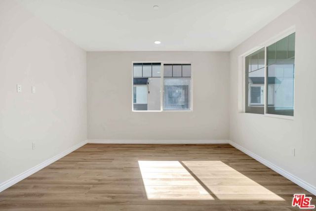 2850 Wagon Wheel Road 401, Oxnard, CA 93036