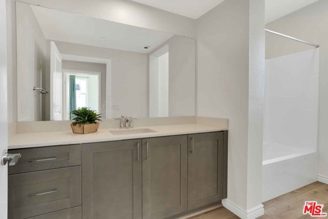 2850 Wagon Wheel Road 401, Oxnard, CA 93036