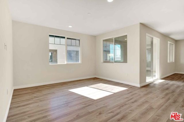 2850 Wagon Wheel Road 401, Oxnard, CA 93036