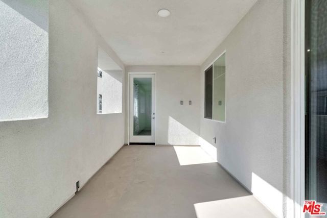 2850 Wagon Wheel Road 401, Oxnard, CA 93036