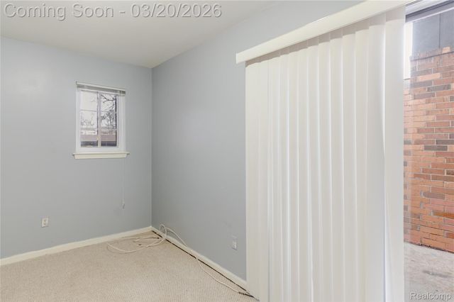 29332 Wellington Road W, Southfield, MI 48034