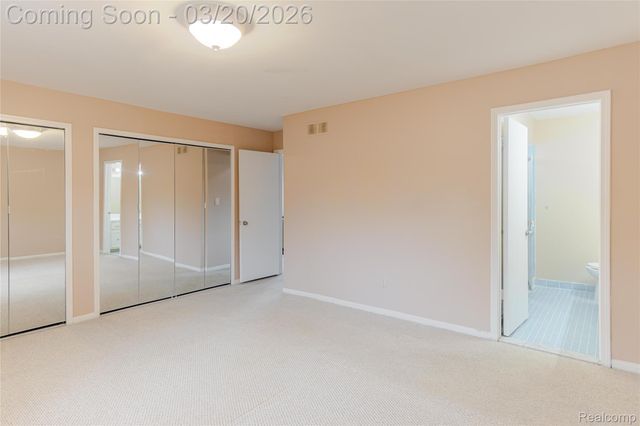 29332 Wellington Road W, Southfield, MI 48034