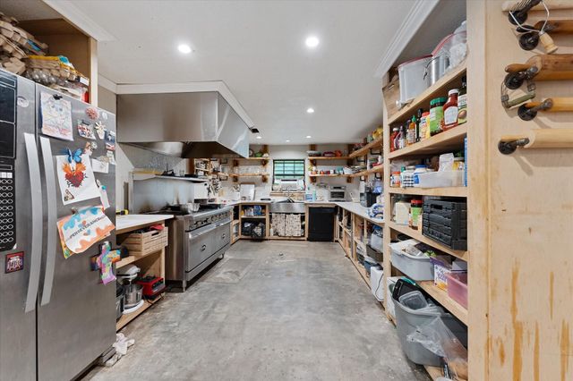 14024 Walding Woods Drive, Montgomery, TX 77356