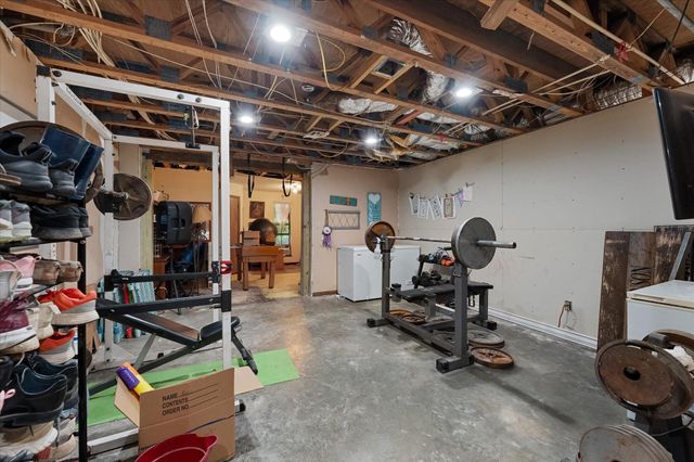 14024 Walding Woods Drive, Montgomery, TX 77356