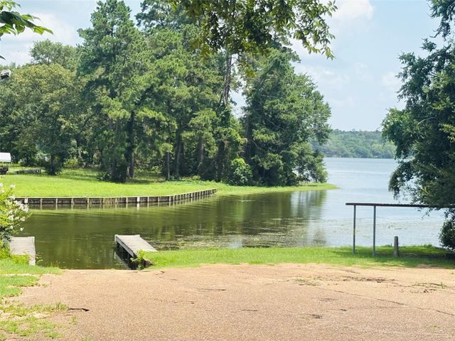 14024 Walding Woods Drive, Montgomery, TX 77356