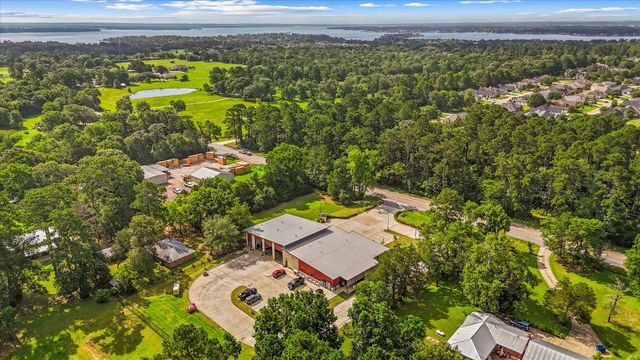 14024 Walding Woods Drive, Montgomery, TX 77356