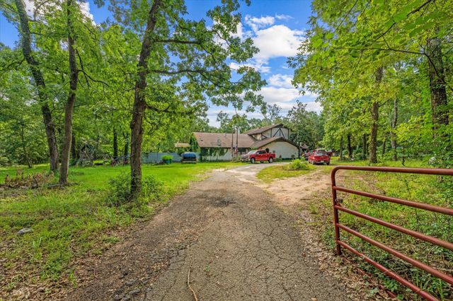 14024 Walding Woods Drive, Montgomery, TX 77356