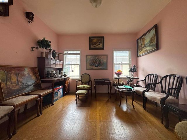 3420 Laguna Ave, Oakland, CA 94602