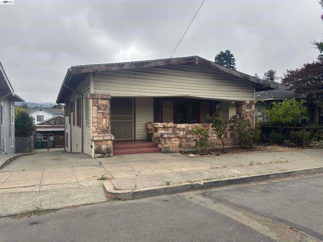 3420 Laguna Ave, Oakland, CA 94602