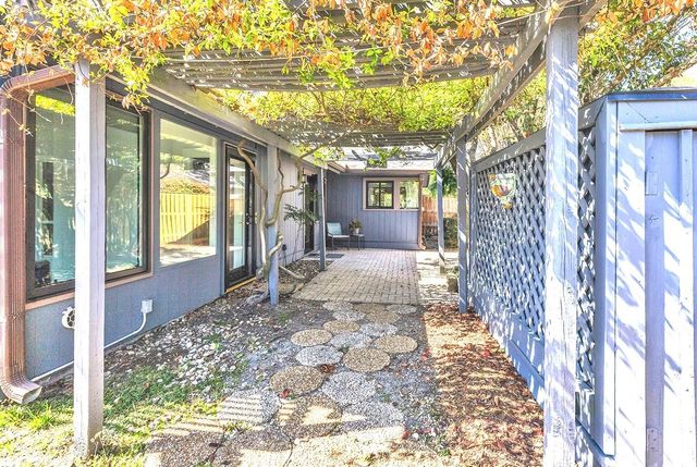 915 Cedarwood Circle, Myrtle Beach, SC 29572