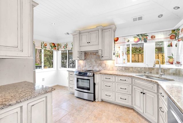 915 Cedarwood Circle, Myrtle Beach, SC 29572