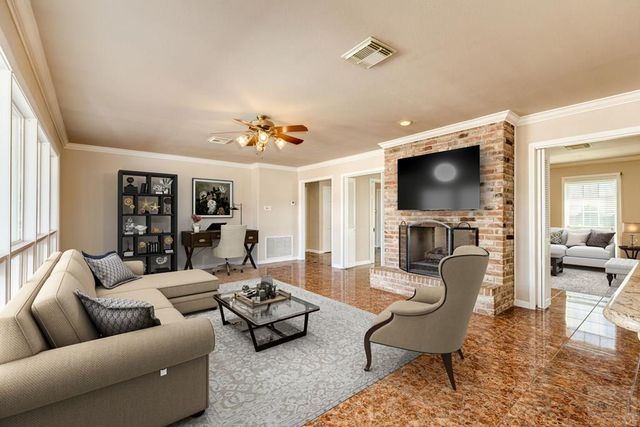 3217 Tern, Galveston, TX 77551