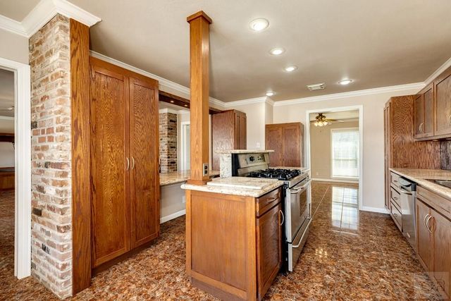 3217 Tern, Galveston, TX 77551